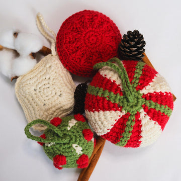 Crochet Pattern - Noel Christmas Baubles
