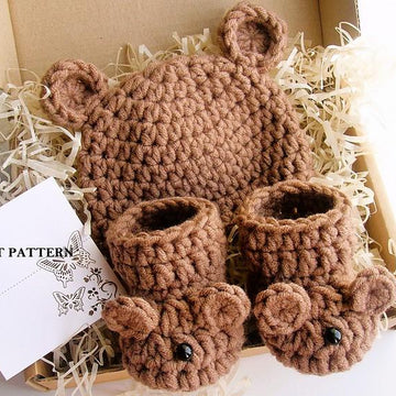 Bear Baby Hat and Booties Set
