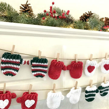 Christmas Mitten Garland