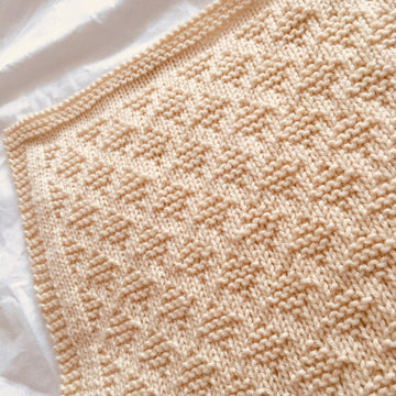 Criss Cross Diamond Blanket