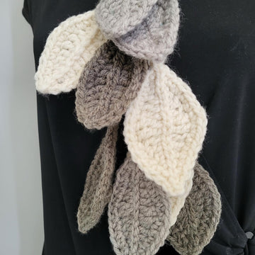Scarf from leaves tutorial