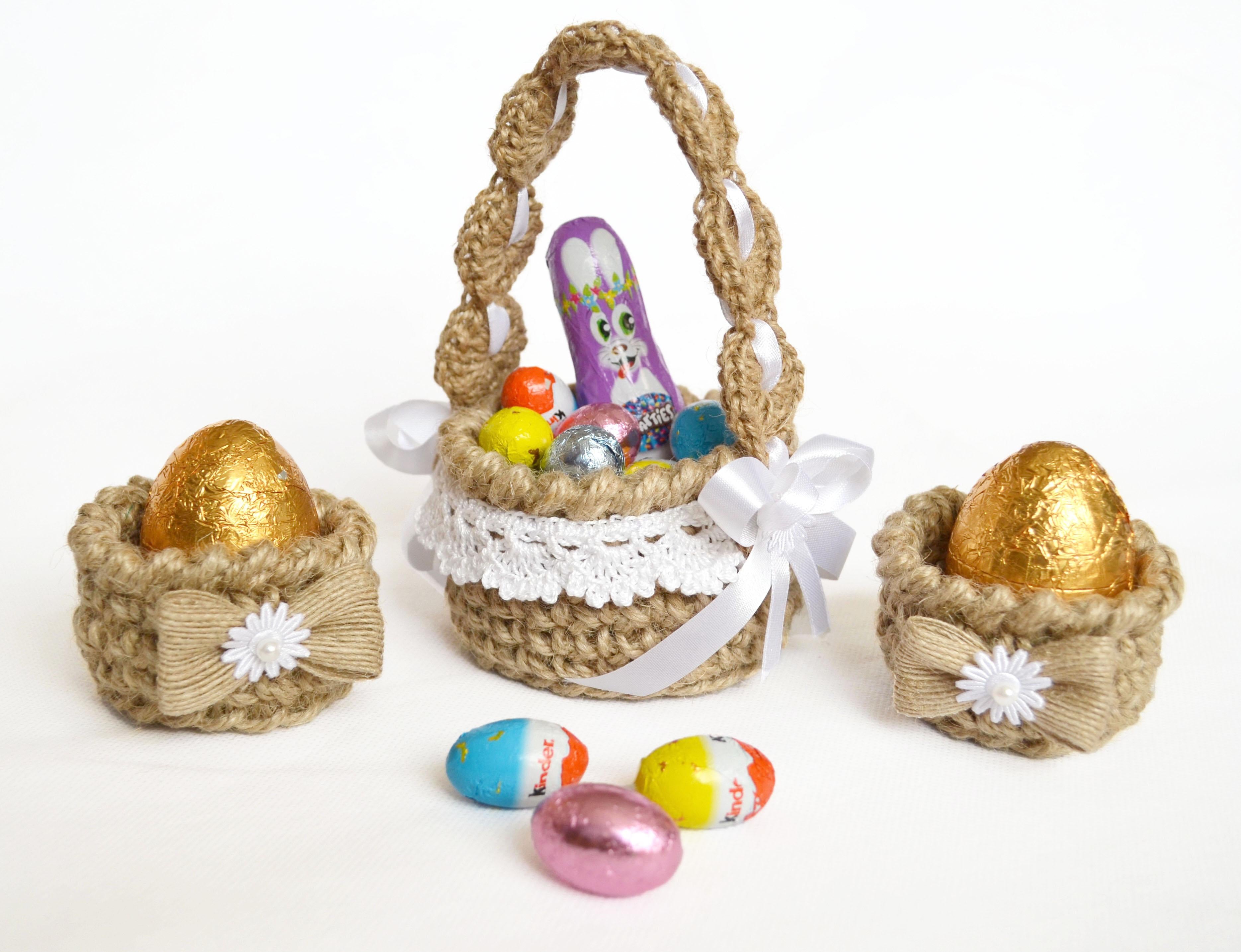 Jute twine crochet baskets. Small wedding baskets. Table decor. Candy baskets. Easter egg baskets