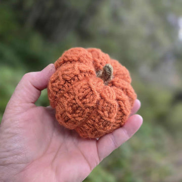Faux Cables Pumpkin Trio