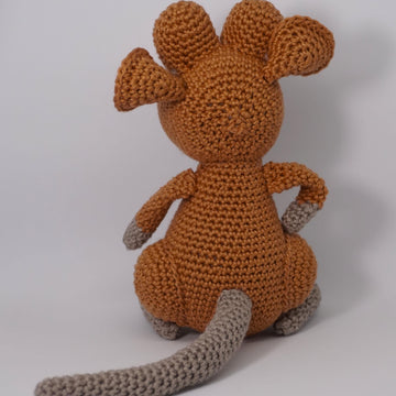Crochet Pattern for the Rat Hugo!