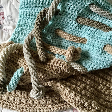 The Lighthouse Throw