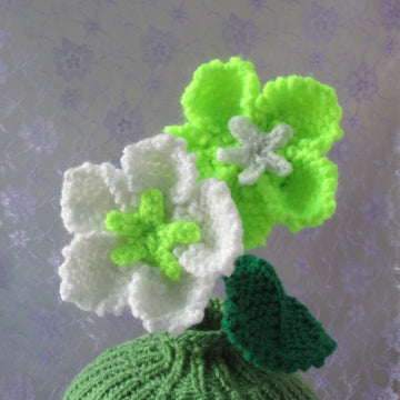 Handknitted Flower and Vase 19