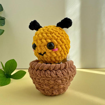 Bumble Bee Pop Up Amigurumi