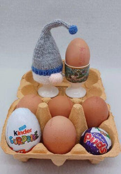 Christmas Egg Cosy/Bauble Knitting Pattern Snowman Robin Gone