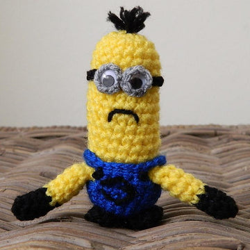 Despicable Me Minion amigurumi crochet plush