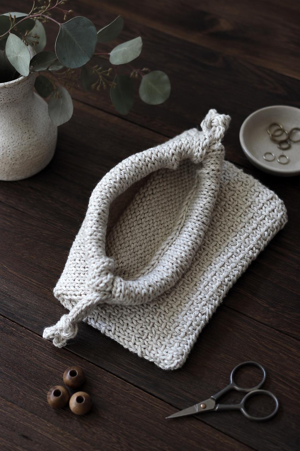 The Essentials Pouch