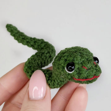 Crochet snake pattern, easy crochet amigurumi snake pattern
