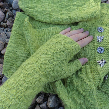 Busy Bee Society Mitts