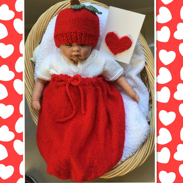 Baby cacoon and Apple Hat