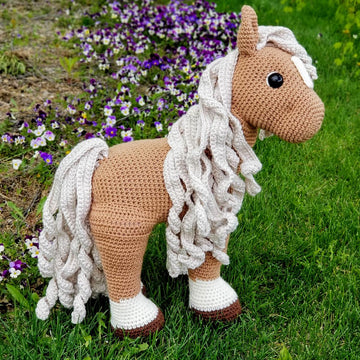 Summer Horse