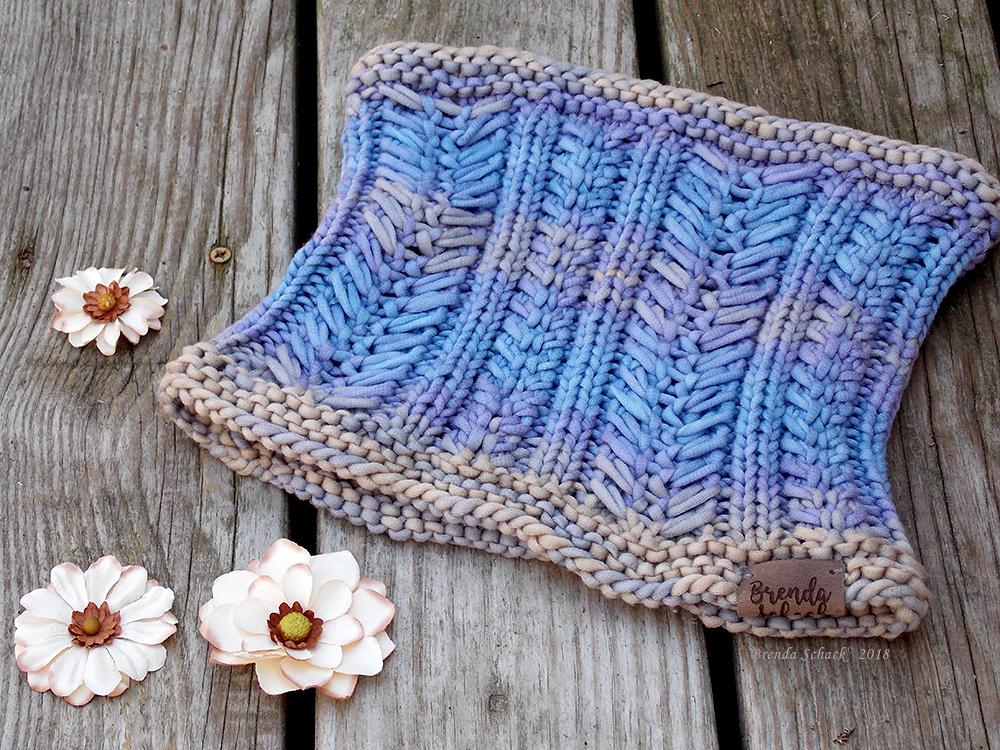 Klestil Cowl