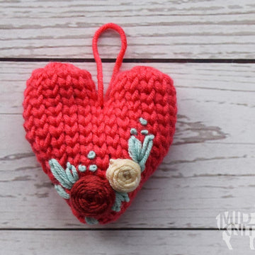 Embroider My Heart Ornament (2018006)
