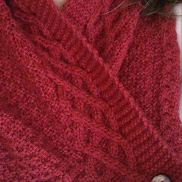 Deloras Cowl