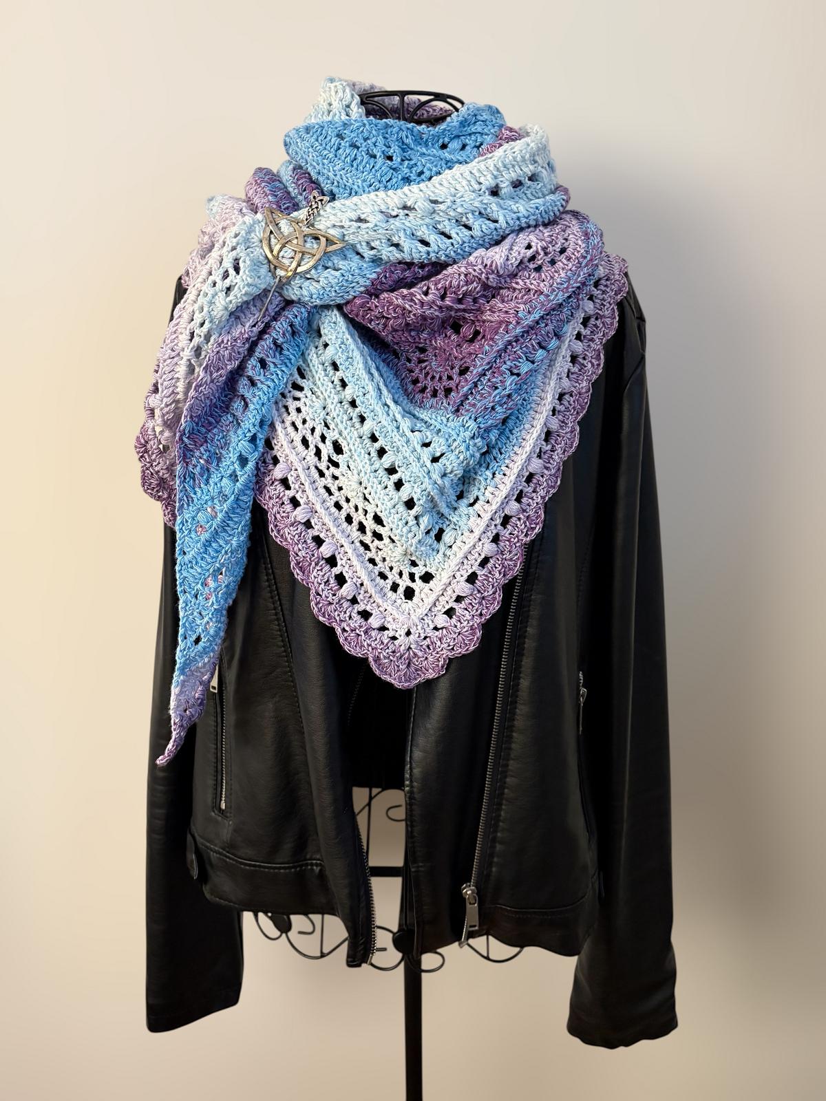 Triangular Scarf "Adrasteia"