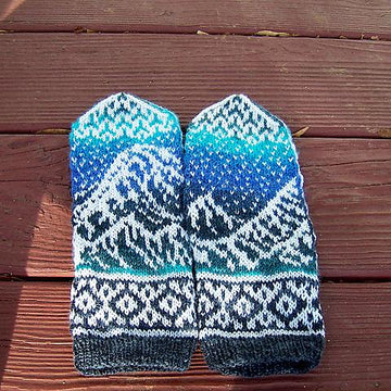 The Great Wave Mittens