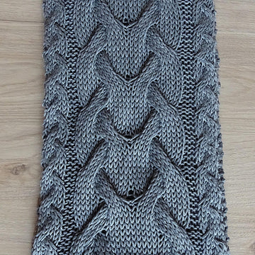 Ryan scarf