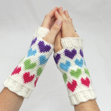 Hearts Abound Mitts