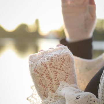 Orchid Lace Mitts