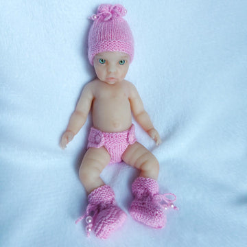Easy Doll Booties for 9 Inch Dolls
