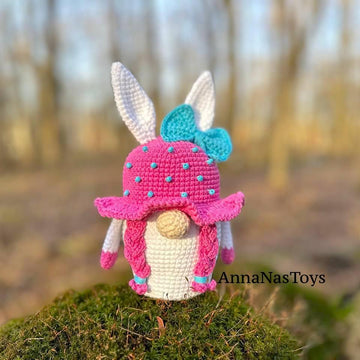 Easter gnome (girl)