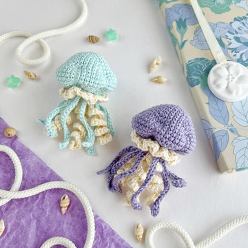 Jellyfish crochet keychain pattern Amigurumi keyring ocean animal toy Bag charm Car mirror hanging decor
