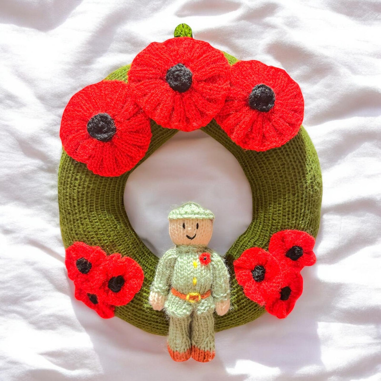 Remembrance Memorial Army Wreath 22 cms