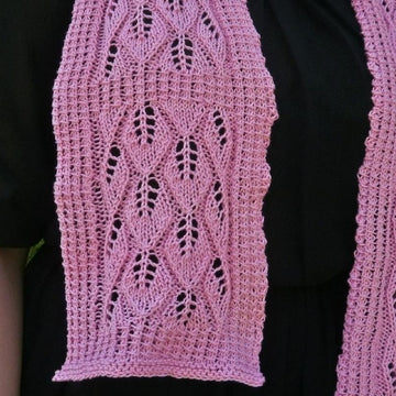 Boxed leaves scarf