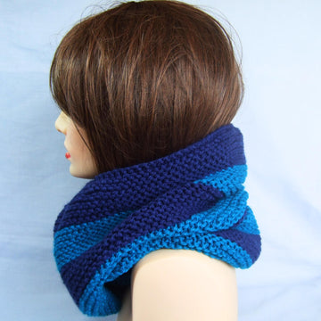 Easy Colour Block Infinity Scarf for Beginners