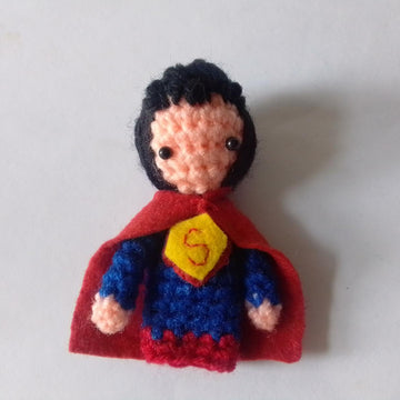 Finger puppets superheroes