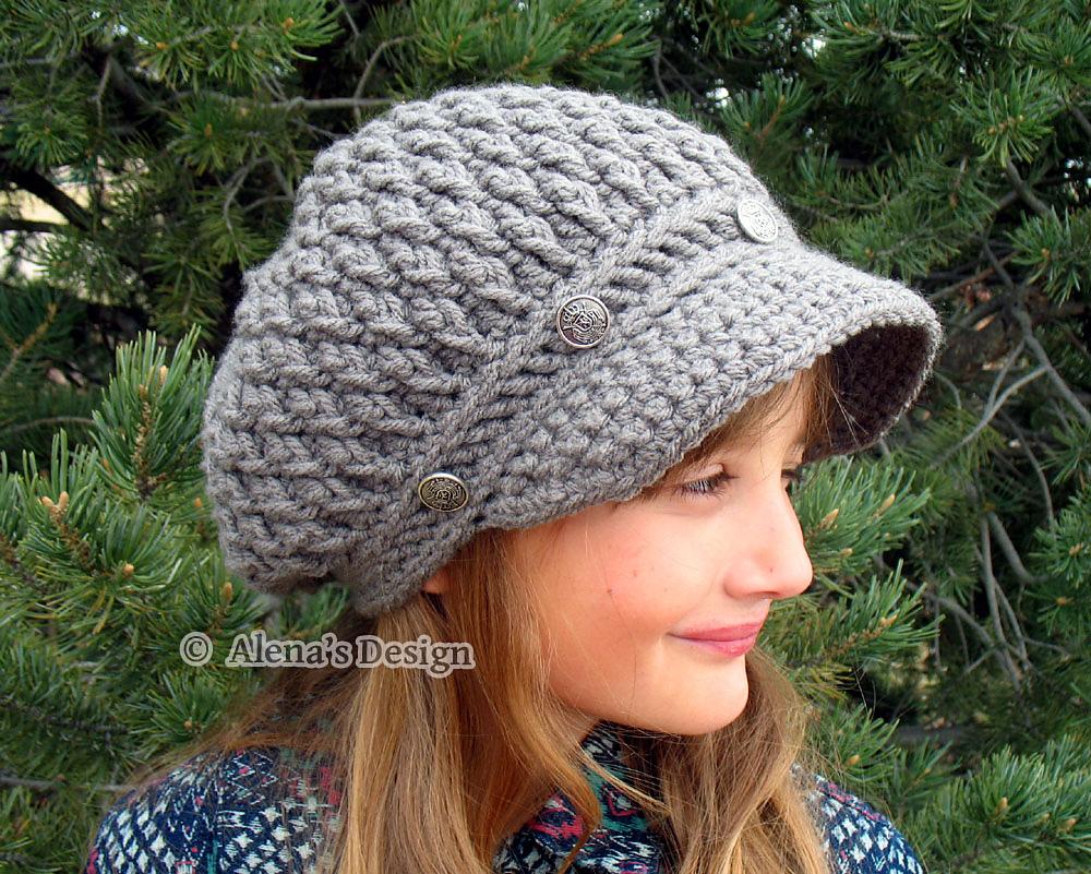 Pom-Pom Slouchy Hat
