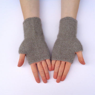 Graceful Fingerless Gloves