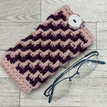 Peepers Pouch