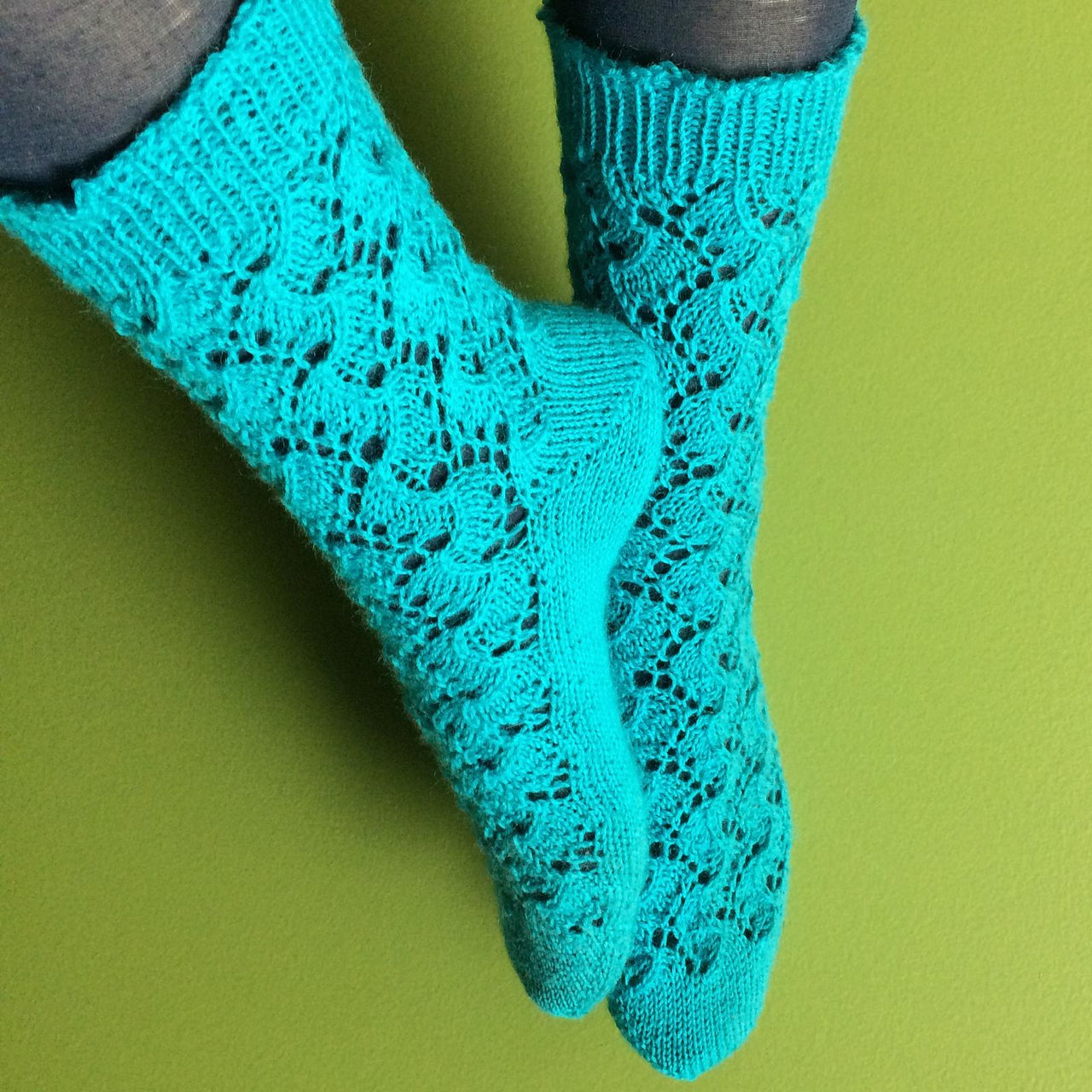 Wave Path Socks