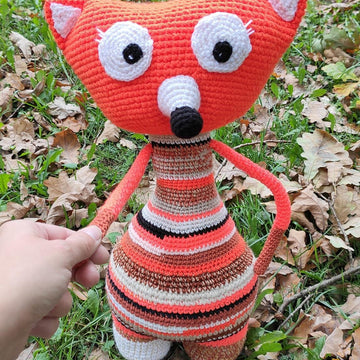 Scrap yarn fox