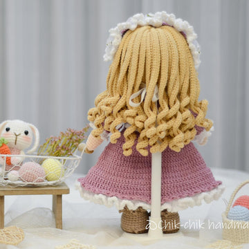 Outfit for Rosie the maid