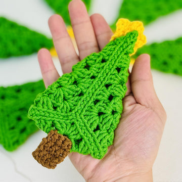 Granny square christmas tree