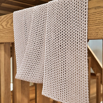 Effortless Mesh Scarf