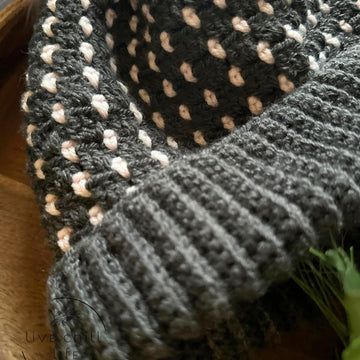 Felicity hat