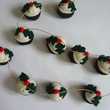Christmas Pudding Garland