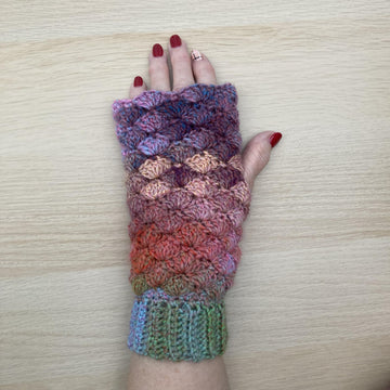 Ladies Fingerless Gloves Crochet Pattern # 459
