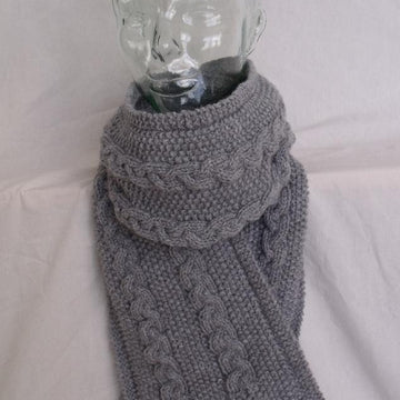 Knit a Cable Scarf