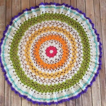 Trellis Waves Round Afghan