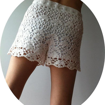 Cynthia - floral lace shorts