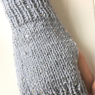 Calm no digit mitts