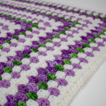 Faye’s Infinity Granny Square Crochet Blanket
