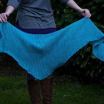 Vesna Shawlette